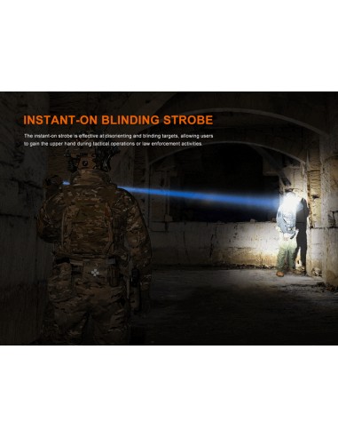 Linterna táctica Fénix TK30R - 500 lúmenes