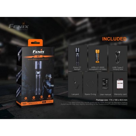 Linterna Fénix C7 de 3000 lúmenes, recargable y alto rendimiento.