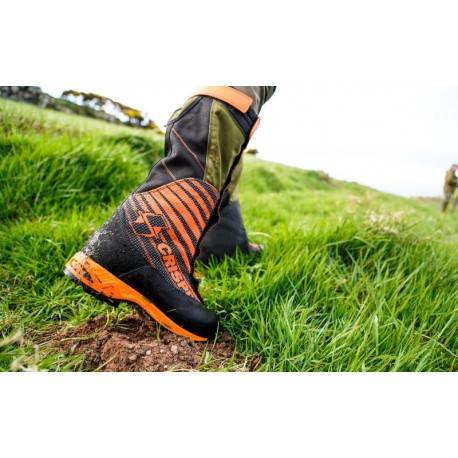 Bota CRISPI modelo HIGHLAND PRO , Negro