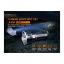 Linterna Fénix LR50R Super Brillante 1200 lúmenes y 950 metros para búsqueda