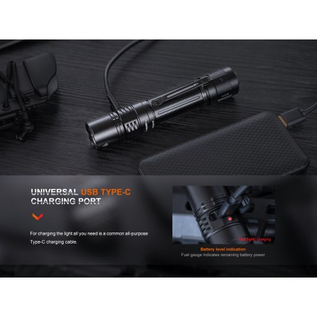 Linterna Táctica Fénix PD36R Pro - 2800 lúmenes