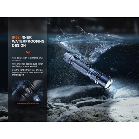 Linterna Táctica Fénix PD36R Pro - 2800 lúmenes