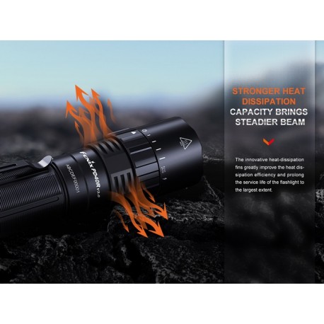 Fenix PD40R-V3.0 - 3000 Lúmenes (Incluye batería 21700 de 5000 mAh)