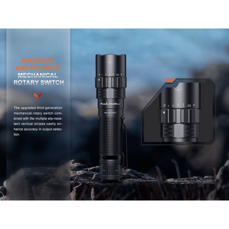 Fenix PD40R-V3.0 - 3000 Lúmenes (Incluye batería 21700 de 5000 mAh)