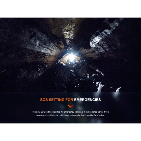 Fenix PD40R-V3.0 - 3000 Lúmenes (Incluye batería 21700 de 5000 mAh)