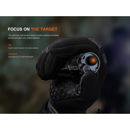 Linterna táctica Fénix TK22R - 3200 lúmenes