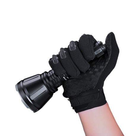 Linterna de Caza Fenix HT18R - 2800 lúmenes para largo alcance