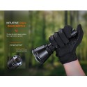 Linterna de Caza Fenix HT18R - 2800 lúmenes para largo alcance