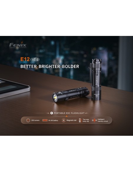 Linterna Fenix E12 V3.0 - 200 Lúmenes (1 Pila AA incluida)